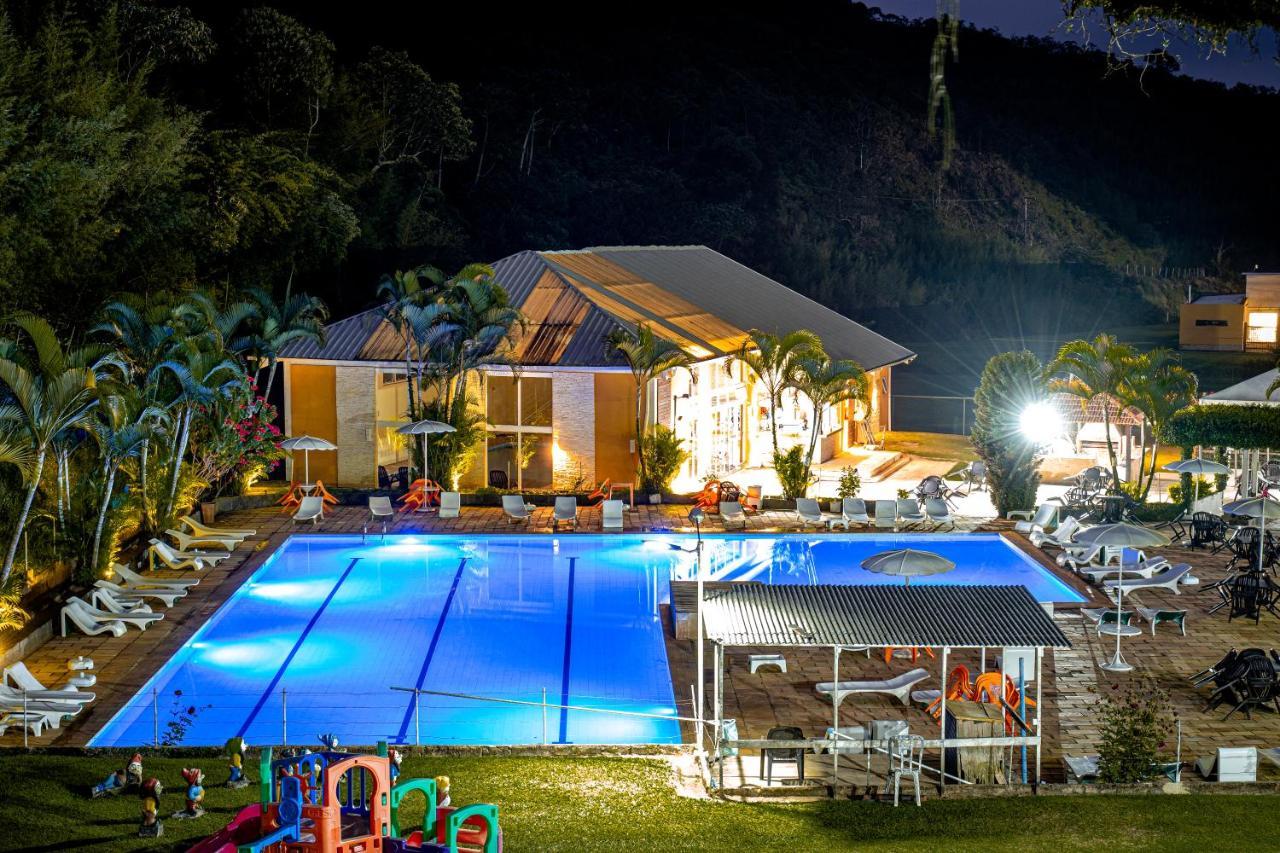 Hotel Fazenda Santa Barbara Engenheiro Paulo de Frontin Extérieur photo